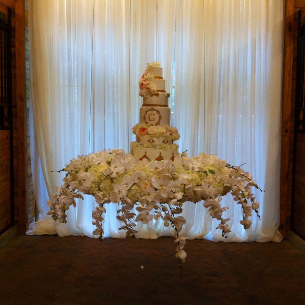 WEDDING CAKE 2